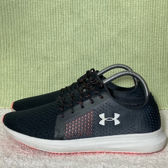 Under Armour Womens Black Sway Athletic Running Low Sneaker Shoes - Size US 9 - Picture 2 of 12
